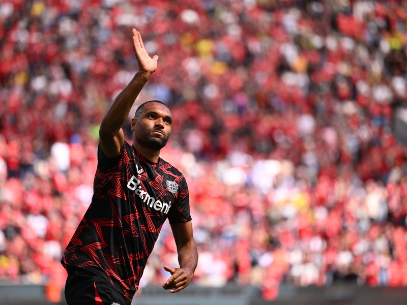  Jonathan Tah verabschiedet sich aus Leverkusen. - Foto: Marius Becker/dpa