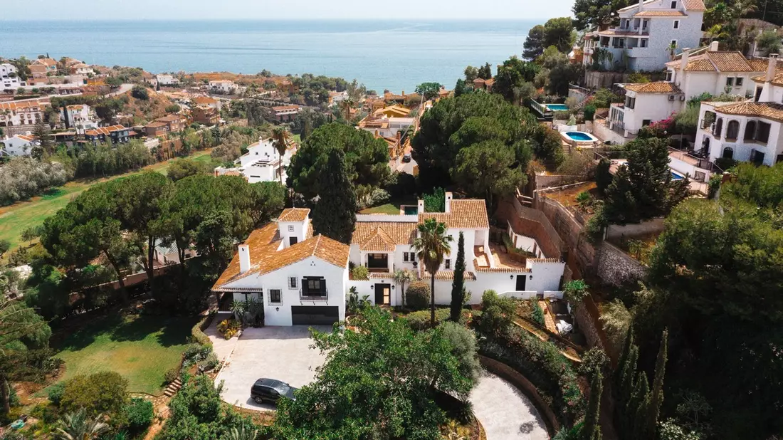 Spanien der Kontraste: Luxusimmobilien in Toplagen boomen, während junge Käufer verstärkt auf neue urbane Zentren setzen - Bild: presseportal.de