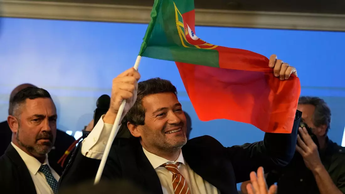 Der Aufstieg von Chega ist in Portugal rasant. (Archivfoto) - Bild: Ana Brigida/AP/dpa