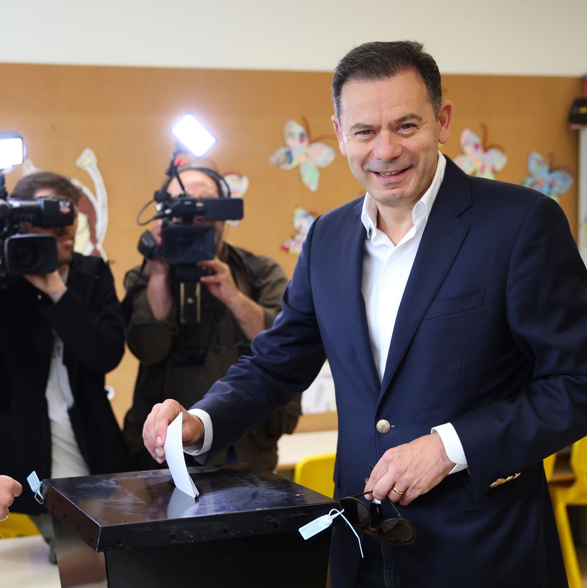 Montenegro wird aller Voraussicht nach zunächst weiterregieren dürfen. (Archivfoto) - Foto: Luis Vieira/AP/dpa