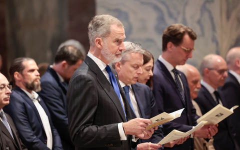 Der spanische König Felipe VI. hat bei der Karlspreis-Verleihung in Aachen zu einer Stärkung der EU aufgerufen. - Foto: Thomas Banneyer/dpa