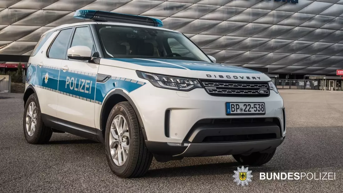 Bundespolizeidirektion München: Bundespolizei für CL-Finale gut aufgestellt - Rund 250 Beamtinnen und Beamte am Samstag im Einsatz - Bild: presseportal.de