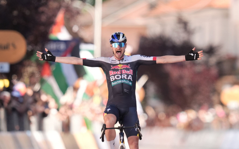 Nico Denz sorgt für den ersten deutschen Etappensieg beim 108. Giro. - Foto: Massimo Paolone/LaPresse/AP/dpa Nico Denz sorgt für den ersten deutschen Etappensieg beim 108. Giro. - Foto: Massimo Paolone/LaPresse/AP/dpa