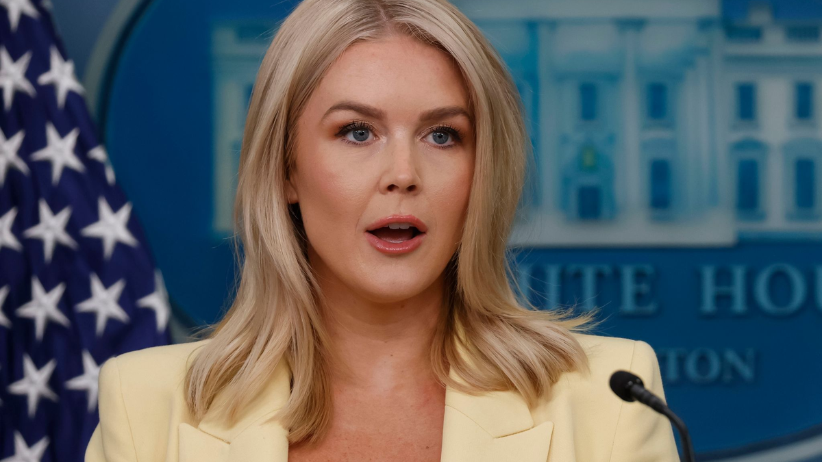 Die Pressesprecherin des Weißen Hauses, Karoline Leavitt, verteidigt die Zollpolitik des Präsidenten.  - Foto: Mehmet Eser/ZUMA Press Wire/dpa