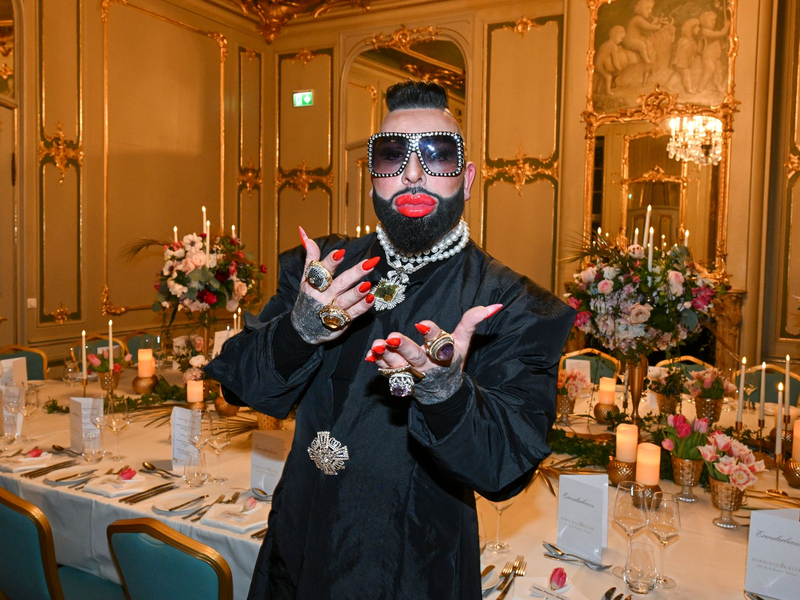 Harald Glööckler ist als schillernder Modemacher bekannt. (Archivbild) - Foto: Jens Kalaene/dpa