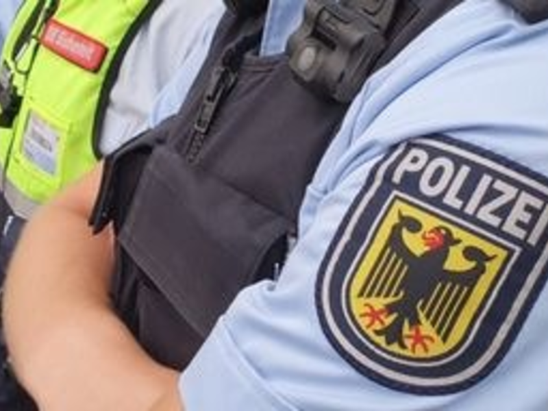 Bundespolizeidirektion München: Fälscher kann Ersatzfreiheitsstrafe nicht abwenden - Mehrere Angriffe gegen Prüfdienst- und DB-Sicherheitsmitarbeiter - Foto: presseportal.de