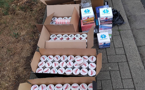 HZA-SB: 8.424 ml Substitute und 2.259 Dosen Snus sichergestellt; Saarbrücker ZOLL entdeckt versteckte Tabakwaren - Foto: presseportal.de HZA-SB: 8.424 ml Substitute und 2.259 Dosen Snus sichergestellt; Saarbrücker ZOLL entdeckt versteckte Tabakwaren - Foto: presseportal.de