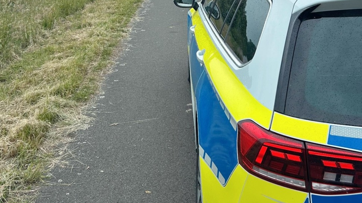 POL-ROW: ++ Himmelfahrt in Bremervörde und Rotenburg ++ Mann geht auf Gleisanlage und schlägt 75-Jährigen ++ - Foto: presseportal.de