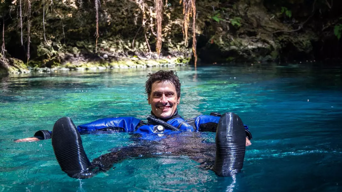 Tiefe Seen, dunkle Höhlen: Terra X – Faszination Wasser mit Uli Kunz im ZDF - Bild: presseportal.de