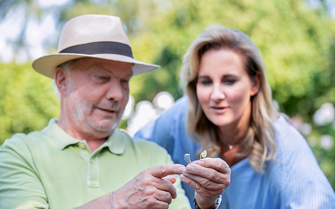 Studien zeigen: Gutes Hören schützt das Gehirn und fördert die geistige Fitness - Foto: presseportal.de