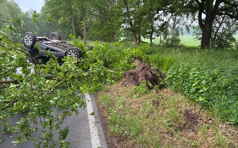 POL-CUX: Verkehrsunfall mit leicht verletztem Fahrzeugführer - Foto: presseportal.de