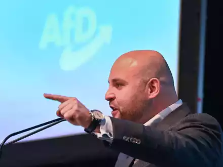 Markus Frohnmaier ist 34 Jahre alt. (Archivbild) - Foto: Bernd Weißbrod/dpa