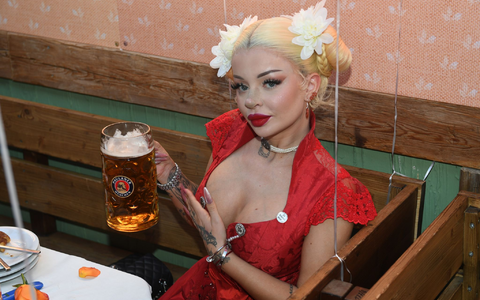 «Ein, zwei Drinks» habe sie gehabt. - Foto: Felix Hörhager/dpa