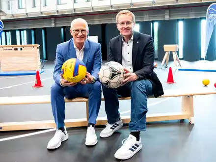 Der Start Hamburg ins Bewerbungs-Rennen um die Olympischen Spiele ist erfolgt. - Foto: Daniel Bockwoldt/dpa