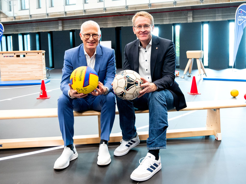 Der Start Hamburg ins Bewerbungs-Rennen um die Olympischen Spiele ist erfolgt. - Foto: Daniel Bockwoldt/dpa