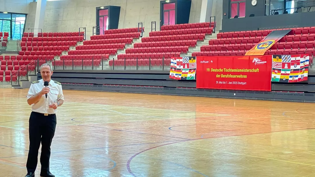 FW Stuttgart: 19. Deutsche Tischtennismeisterschaften der Berufsfeuerwehren in Stuttgart - Bild: presseportal.de