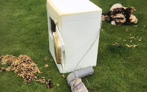 FW Paderborn: Gemeldeter Kellerbrand im Bayernweg (Paderborn-Stadtheide) - Foto: presseportal.de