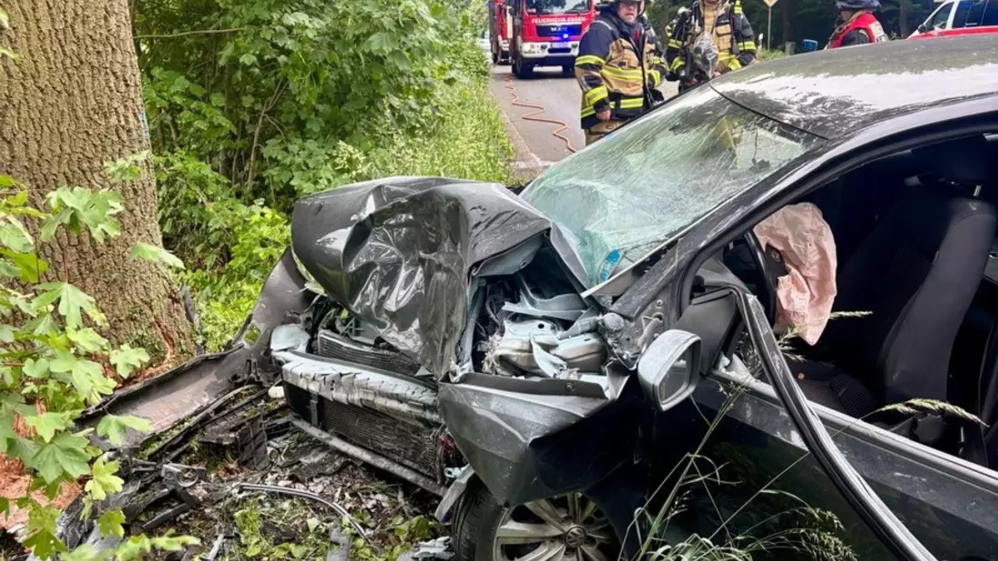 FW-E: Schwerer Verkehrsunfall - eine verletzte Person - Bild: presseportal.de