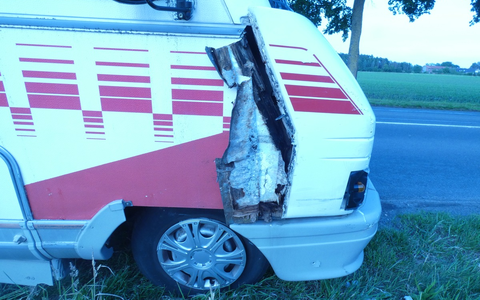 POL-CUX: Verkehrsunfall durch einen alkoholisierten Fahrzeugführer mit anschließendem unerlaubten Entfernen vom Unfallort - Foto: presseportal.de