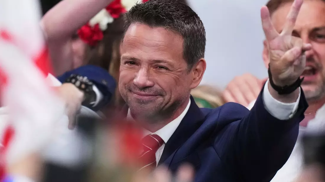 Der liberale Präsidentschaftskandidat Rafal Trzaskowski ist Oberbürgermeister der Hauptstadt Warschau. - Bild: Petr David Josek/AP/dpa