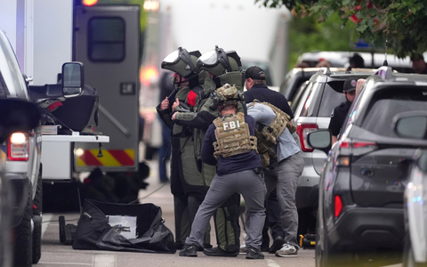 Der mutmaßliche Täter soll bei dem Angriff «Free Palestine» gerufen haben.  - Foto: David Zalubowski/AP/dpa