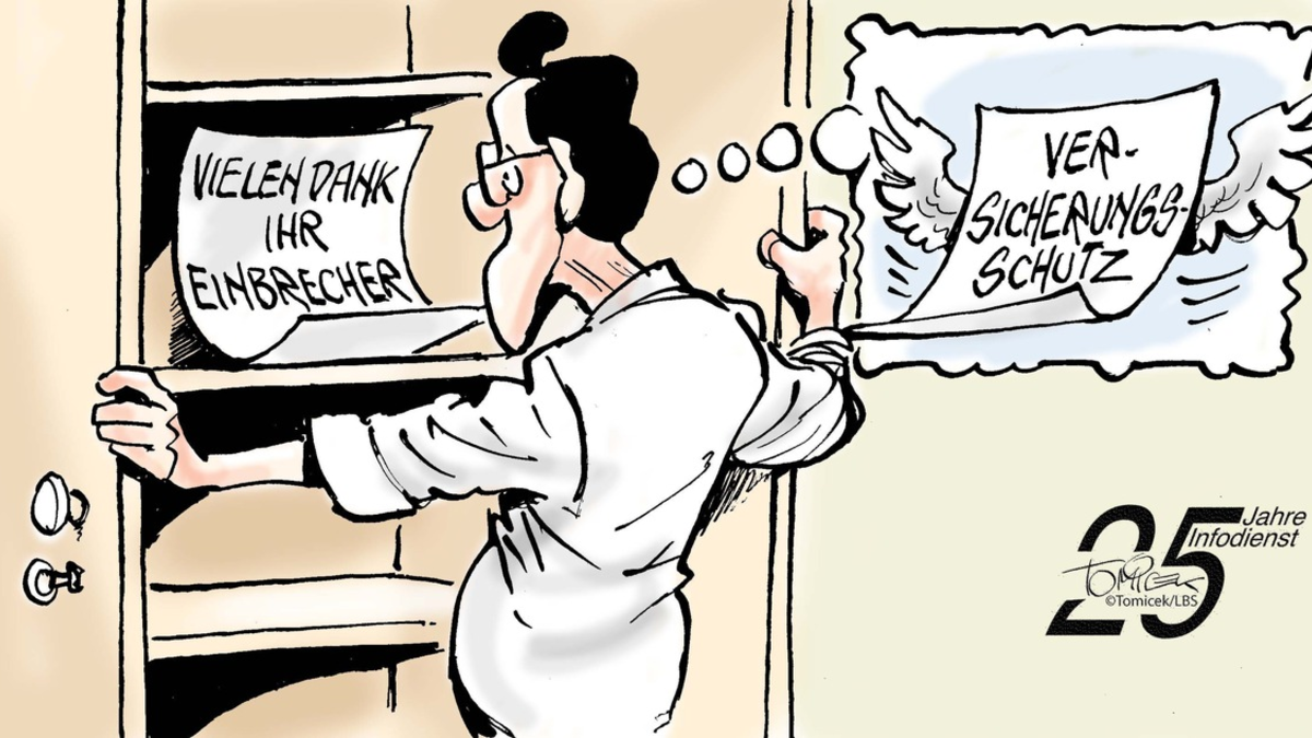 Schmuck zurückgelassen / Er lag während längerer Abwesenheit in einem Schrank - Foto: presseportal.de