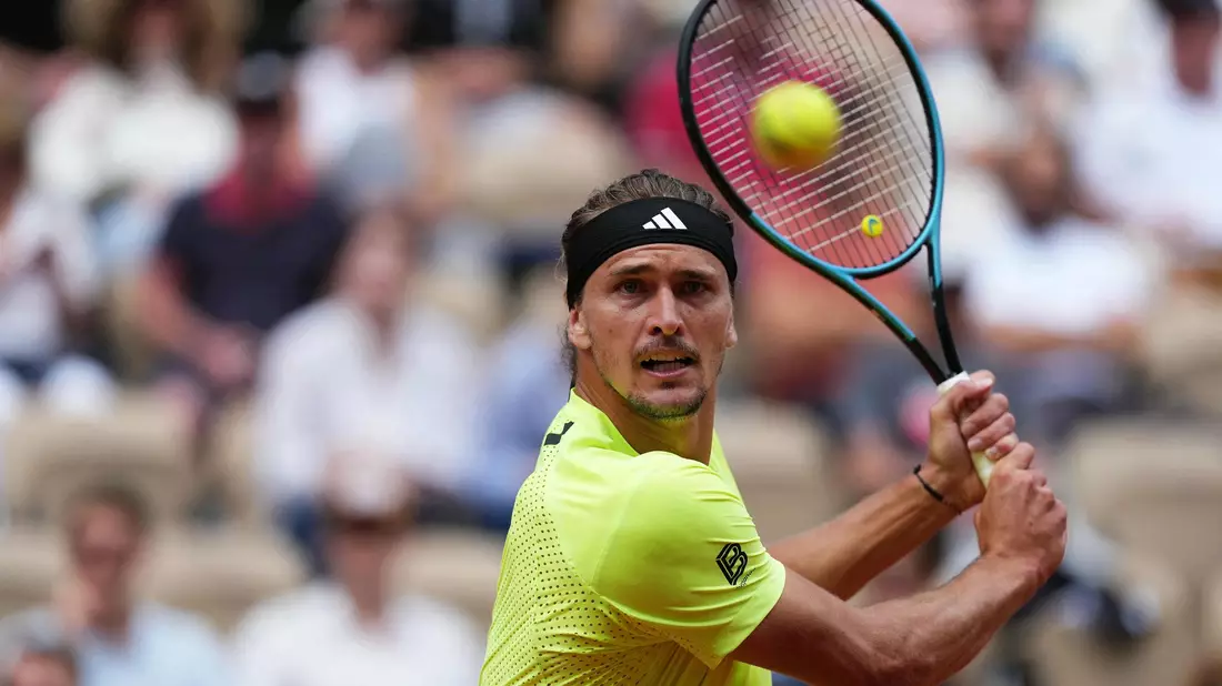Alexander Zverev hatte in Paris nur einen Kurzeinsatz und steht im Viertelfinale. - Bild: Dimitar Dilkoff/AFP/dpa