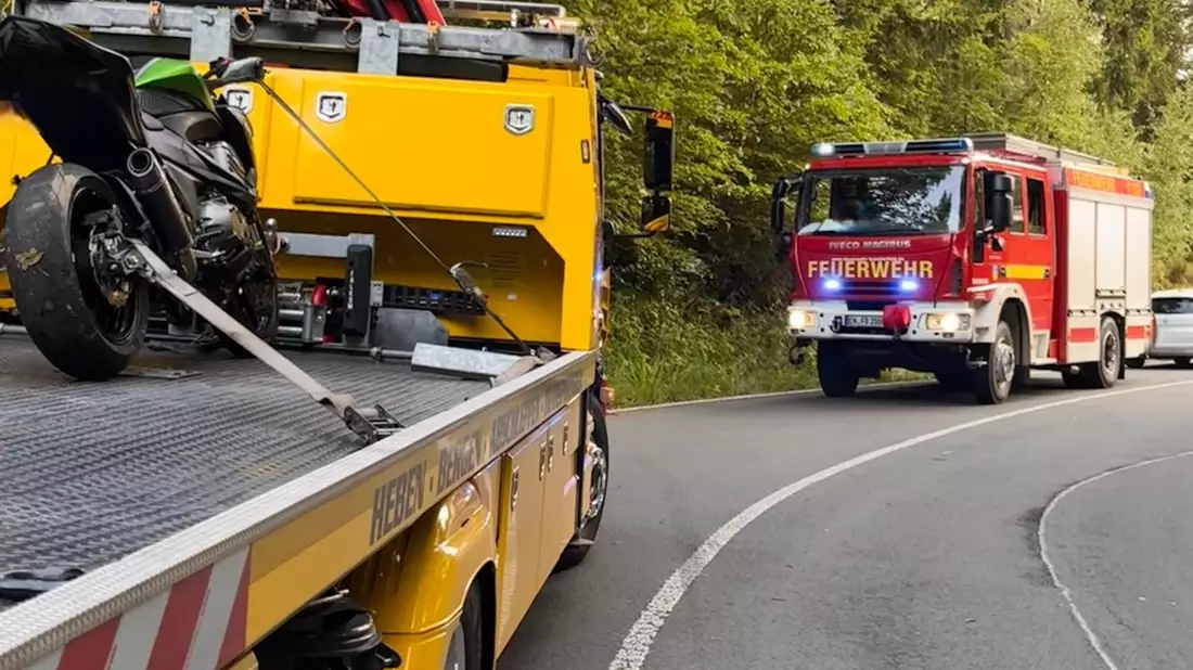 FW-EN: Datum: 01.06.2025/ Einsatzstelle: L699, Ennepetalsperre Einheiten: Löschzug Breckerfeld/ Polizei/ - Bild: presseportal.de