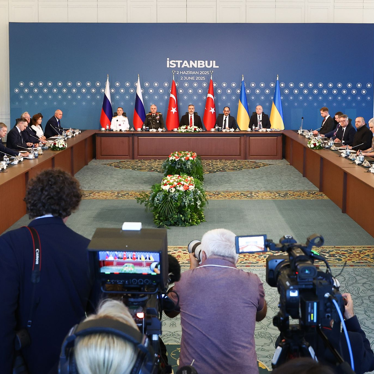 Delegationen der neuen direkten Verhandlung zwischen Russland und der Ukraine kommen unter türkischer Führung zusammen - Foto: Alexander Ryumin/TASS via ZUMA Press/dpa