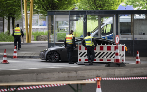 Kurz nach dem Regierungswechsel waren die Grenzkontrollen verschÀrft worden. (Archivbild) - Foto: Gian Ehrenzeller/KEYSTONE/dpa Kurz nach dem Regierungswechsel waren die Grenzkontrollen verschÀrft worden. (Archivbild) - Foto: Gian Ehrenzeller/KEYSTONE/dpa