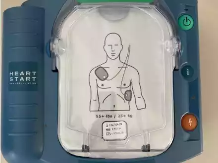 POL-BO: Diebstahlsdelikt: Wem gehört dieser Defibrillator? - Foto: presseportal.de