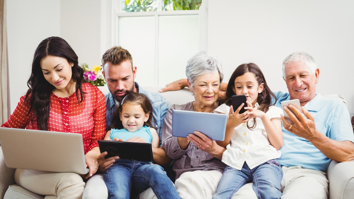 Internet 5000: M-net startet Hyperspeed-Anschluss mit 5 Gbit/s / Privatkunden surfen in Rekordgeschwindigkeit - Foto: presseportal.de