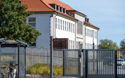 Das Friedrich-Loeffler-Institut - Bundesforschungsinstitut für Tiergesundheit auf der Insel Riems- befasst sich unter anderem mit der Ausbreitung von Stechmückenarten in Deutschland.  - Foto: Stefan Sauer/dpa