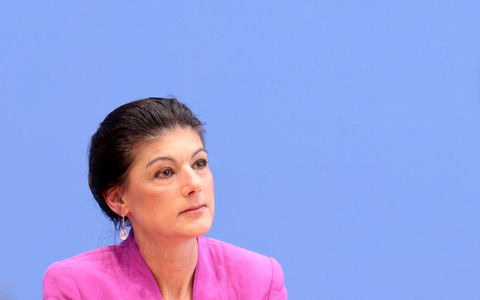 Das BSW war bereits im März mit Eilanträgen in Karlsruhe gescheitert. (Archivbild) - Foto: Carsten Koall/dpa Das BSW war bereits im März mit Eilanträgen in Karlsruhe gescheitert. (Archivbild) - Foto: Carsten Koall/dpa