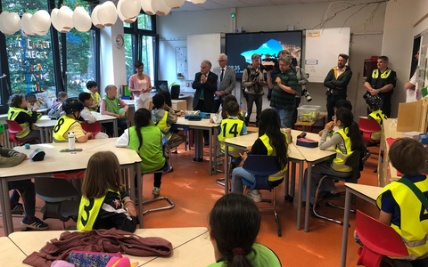 POL-ME: Innenminister Herbert Reul beim Aktionstag sicher. mobil. leben - Kinder im Blick - 2506013 - Foto: presseportal.de