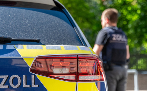 Einnahmen des Zolls aus Abgaben fließen überwiegend dem Bund zu. (Archivbild)  - Foto: Leonie Asendorpf/dpa