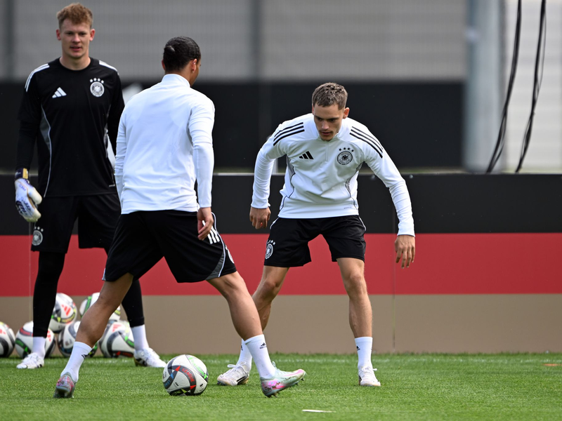 Leon Goretzka ist in der Nationalmannschaft wieder eine Fixgröße.  - Foto: Federico Gambarini/dpa