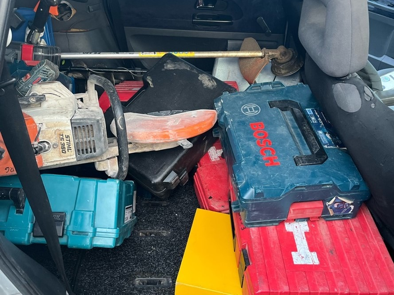 POL-HA: 1. Fortschreibung nach Festnahmen wegen des Verdachts des besonders schweren Falls des Diebstahls - Wem gehören diese Baumaschinen? - Foto: presseportal.de