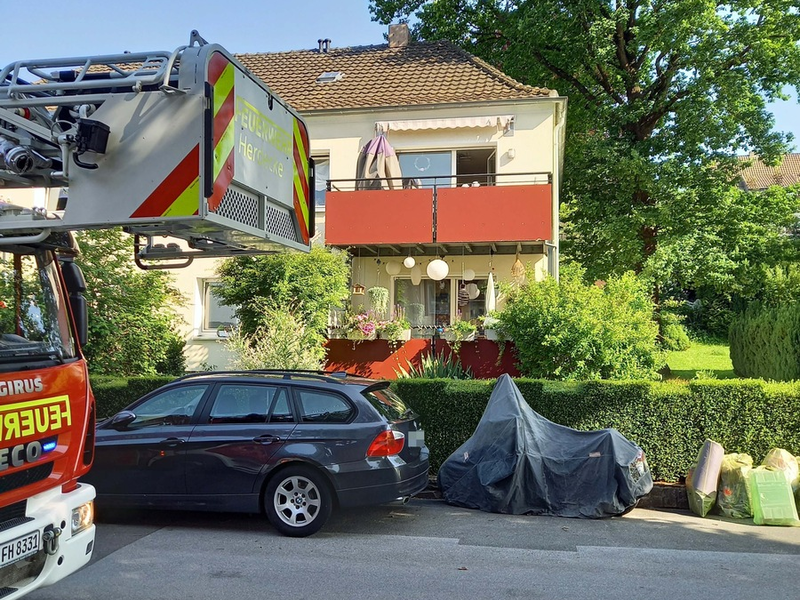 FW-EN: Vermutlich Fettbrand in Wohnung - Rauchmelder schlagen Alarm - Bewohnerin bleibt unverletzt - Foto: presseportal.de