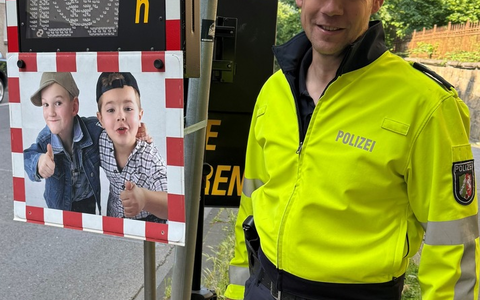 POL-HA: sicher.mobil.leben 2025 - Kinder im Blick: Polizei Hagen trainiert mit Grundschülern für mehr Sicherheit im Straßenverkehr - Foto: presseportal.de