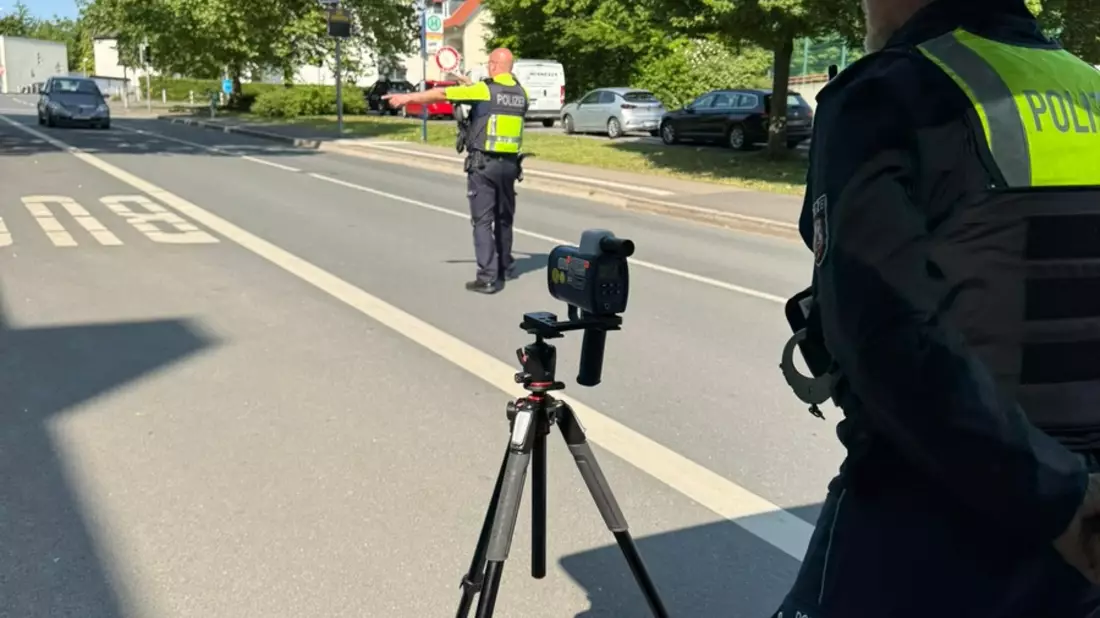 POL-UN: Fröndenberg - Aktionstag der Polizei: sicher.mobil.leben - Kinder im Blick für mehr Achtsamkeit gegenüber Kindern im Straßenverkehr - Bild: presseportal.de