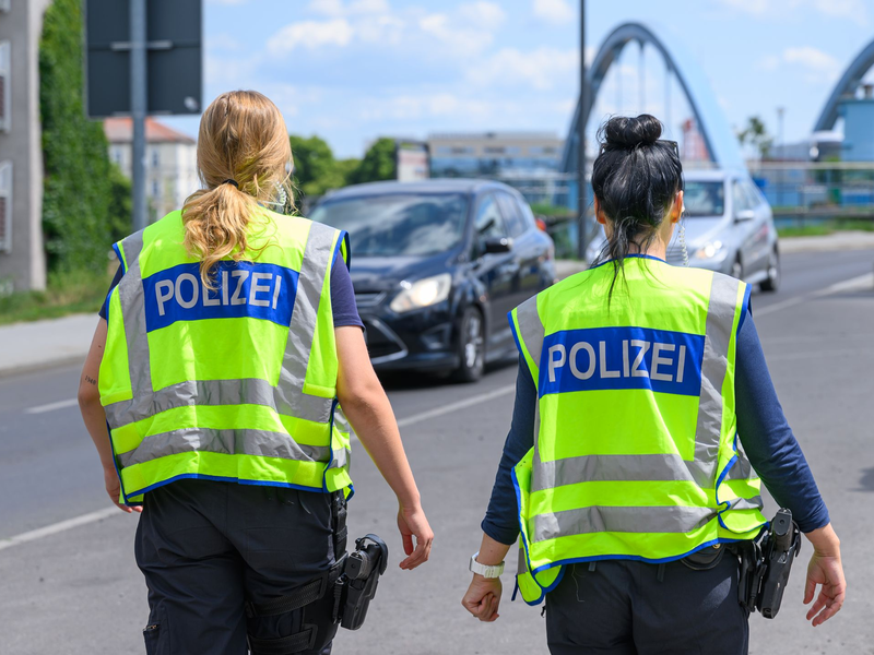 Die Zurückweisungen von Asylsuchenden an den deutschen Grenzen sind umstritten. (Archivbild) - Foto: Patrick Pleul/dpa