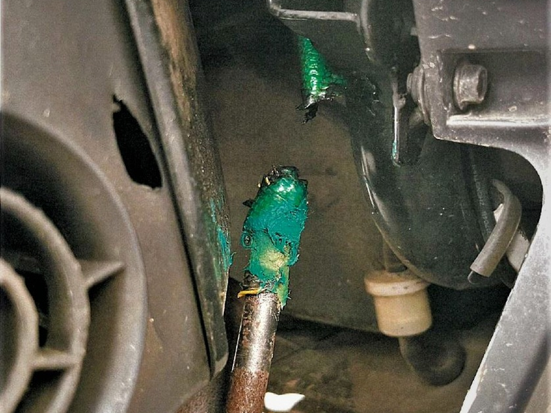 POL-NE: Reparatur Marke Eigenbau: Polizei stoppt Kraftrad-Fahrer - Foto: presseportal.de