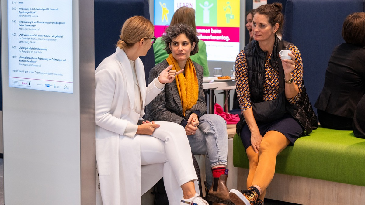 Herzliche Einladung zum 12. Berliner Unternehmerinnentag am 20. Juni 2025 mit spannenden Angeboten für Unternehmerinnen und alle Frauen, die es werden wollen. Austausch und Vernetzung garantiert. - Foto: presseportal.de