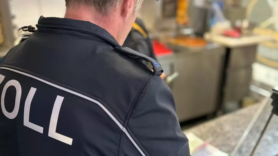 HZA-HN: Bundesweite Schwerpunktprüfung gegen Schwarzarbeit/ Auch Heilbronner Zoll überprüft Gastronomie und Hotellerie - Bild: presseportal.de