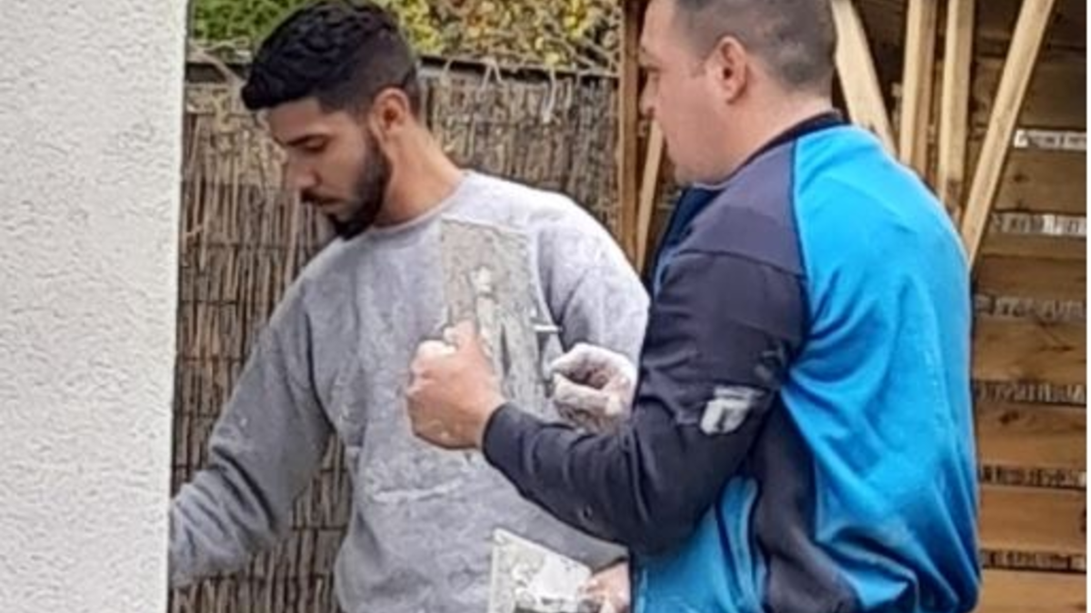 POL-SL: Nach Verdacht des gemeinschaftlichen gewerbsmäßigen Betruges / Polizei fahndet mit Lichtbild nach zwei Männer - Foto: presseportal.de