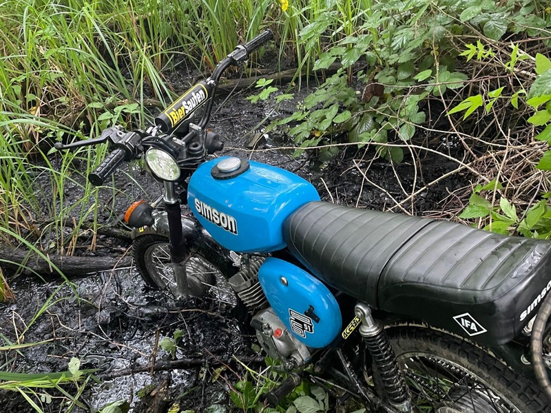 POL-HRO: Polizei in Boizenburg stellt flüchtenden Mopedfahrer nach Verfolgung mit einem Fahrrad - Foto: presseportal.de