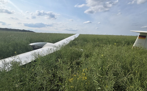 POL-HRO: Notlandung eines Segelflugzeuges endete glimpflich - Foto: presseportal.de