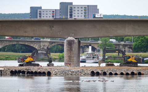 Brücken, Straßen, Energienetze: Die deutsche Infrastruktur soll mit Milliardenschulden modernisiert werden. (Archivbild) - Foto: Robert Michael/dpa