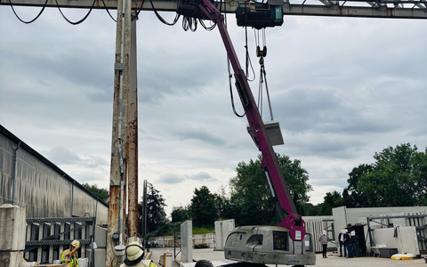 FW-GLA: Technische Rettung aus dem Korb einer Hubarbeitsbühne - Foto: presseportal.de